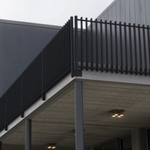 BARR BALUSTRADING