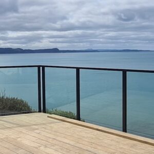 SEMI FRAMELESS BALUSTRADE